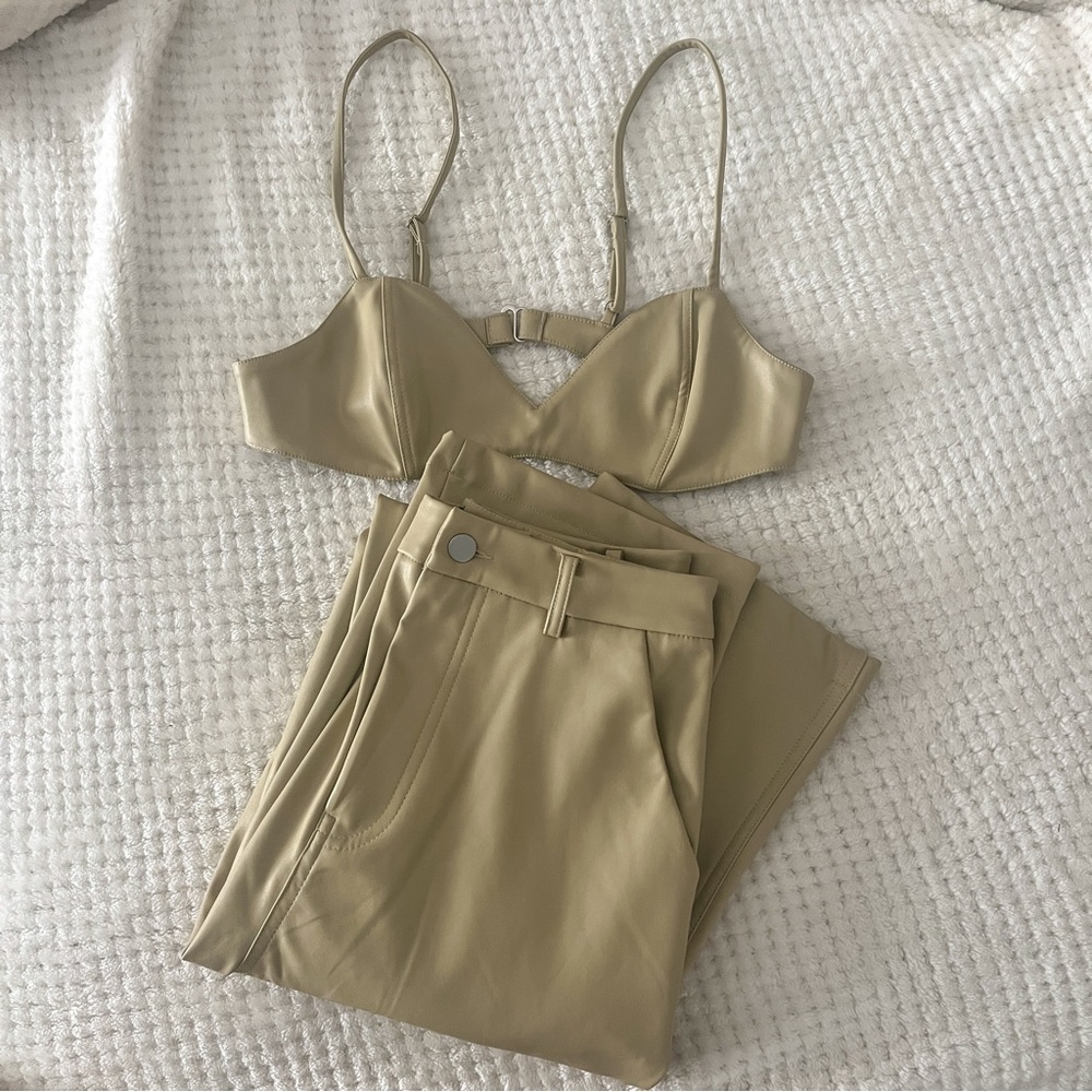 Pretty little thing two piece!